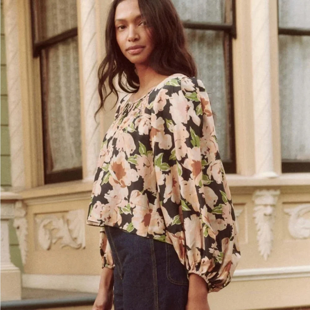 THE GREAT. Magpie Silk Top in Victorian Rose Print - Picture 3 of 12